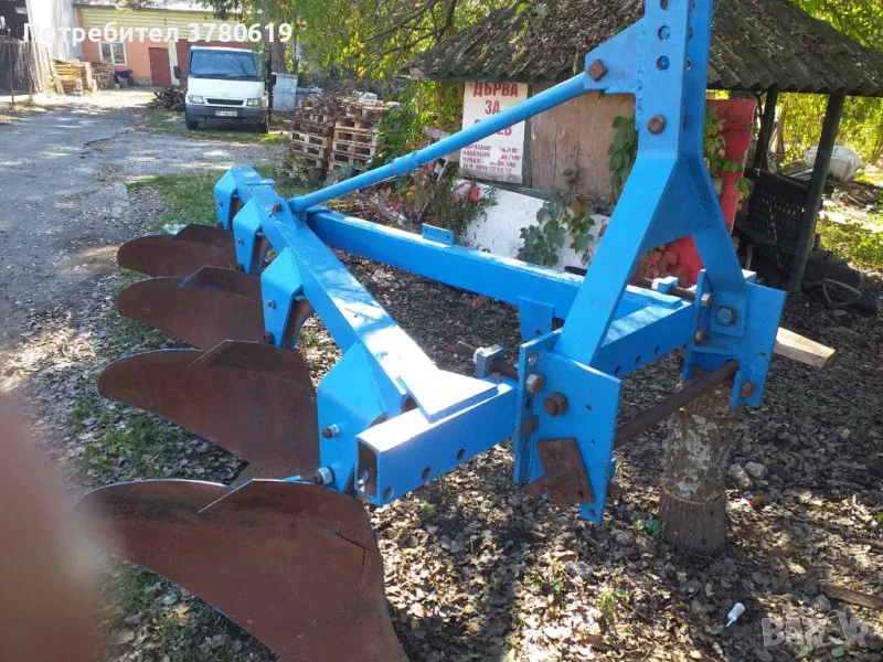 Продавам плуг, снимка 1