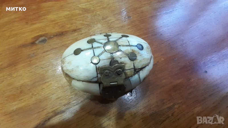 Кутия За Бижу От  Кост, снимка 1