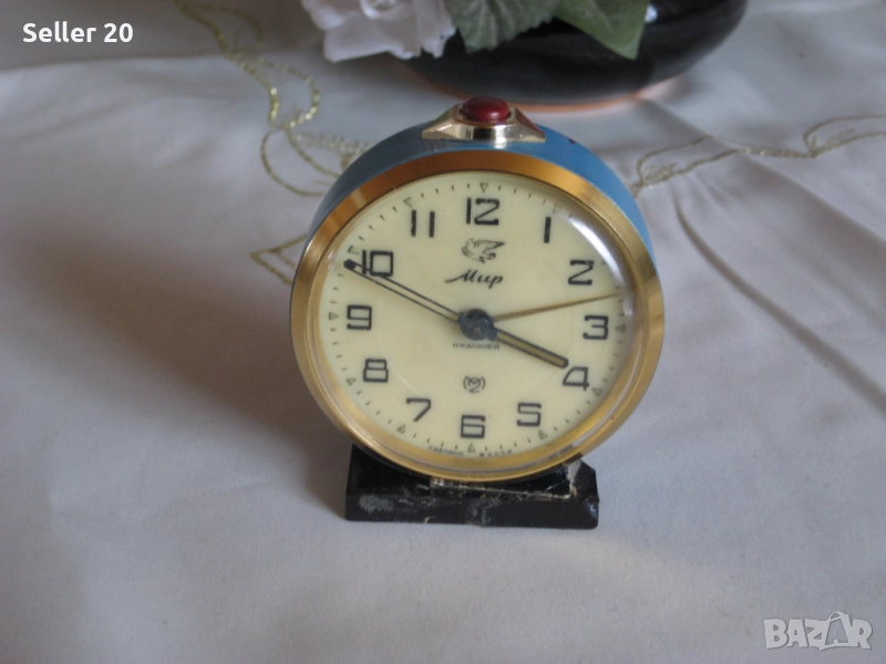 Старинни будилници СЛАВА и RUHLA работещи антики от времето на СССР, снимка 1
