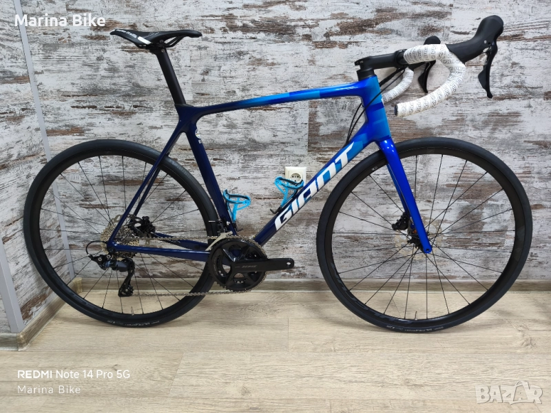 НОВ карбонов шосеен велосипед Giant TCR Pro Disc 105 2х12 Fulcrum | L, снимка 1