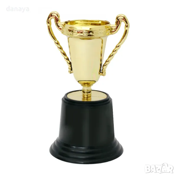 3644  Имитация на златна купа за победа статуетка, 13 см , снимка 1