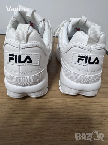 Оригинални сникърси  FILA, снимка 3 - Маратонки - 56341581