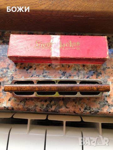 Антикварна хармоника Sieg Glocken (1910-1920 г.), снимка 3 - Антикварни и старинни предмети - 39347483