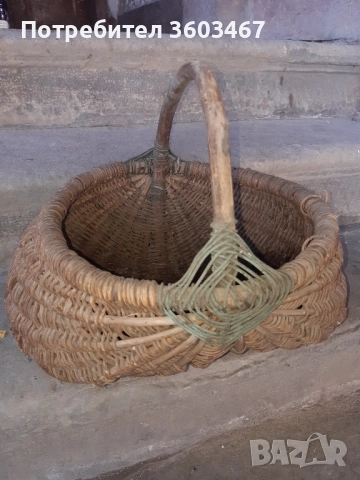 Стари плетени кошници