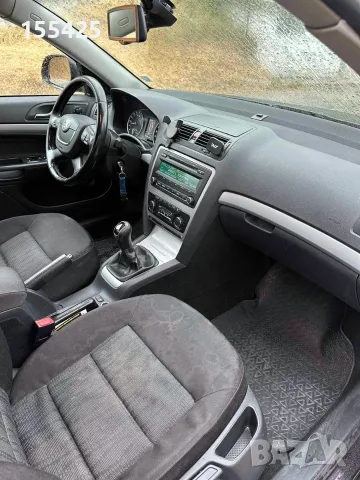Skoda Octavia 1.6TDI, снимка 14 - Автомобили и джипове - 56414876