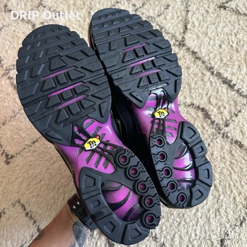 !ПРОМО! Nike Air Max Plus 'TN' | Black/Pink | + КУТИЯ, снимка 5 - Маратонки - 56216113