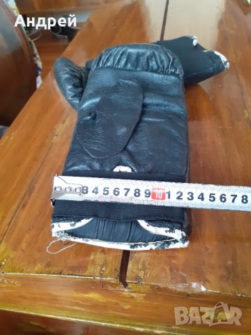 Стари боксови,спаринг ръкавици #2, снимка 6 - Други ценни предмети - 31567144