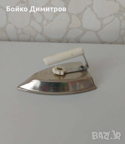 Метална детска ютия