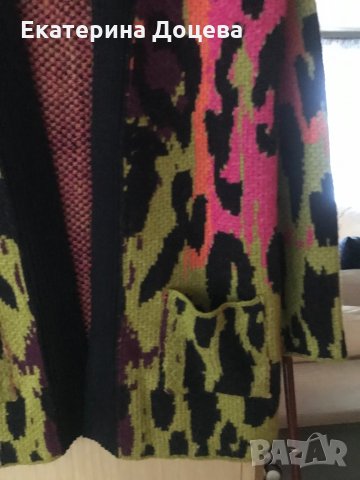 Жилетка Desigual в ярки цветове, снимка 3 - Блузи с дълъг ръкав и пуловери - 35090593