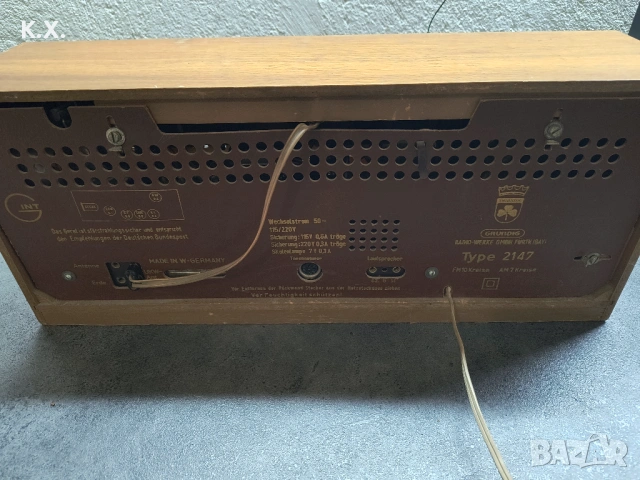 Лампово радио Grundig 2147, снимка 3 - Радиокасетофони, транзистори - 53109922