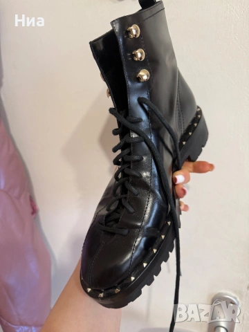 Valentino Garavani 38