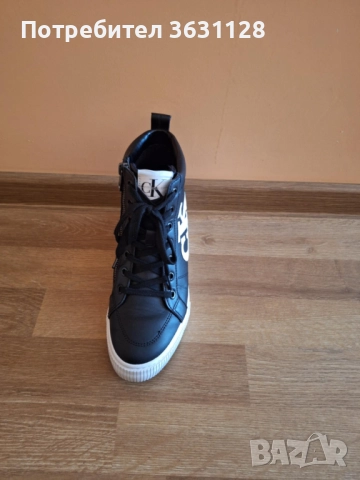 Дамски обувки Calvin Klein , снимка 2 - Кецове - 52443154
