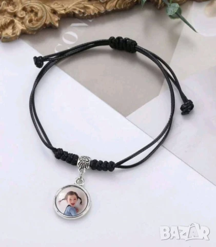 Гривна със снимка и стъклено покритие  