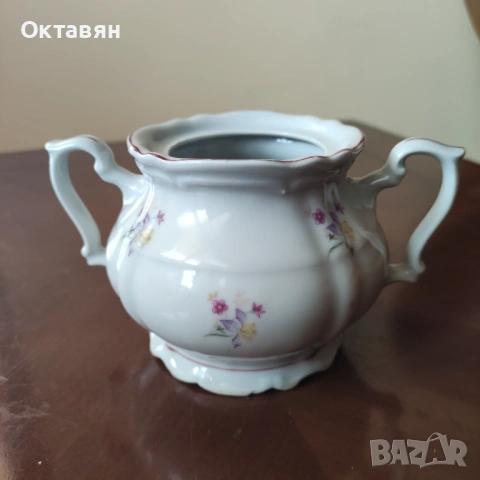 Порцеланова захарница, снимка 5 - Сервизи - 53175762