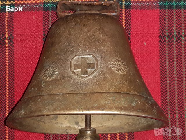 Антична швейцарска  камбана за крава , снимка 8 - Антикварни и старинни предмети - 37295925