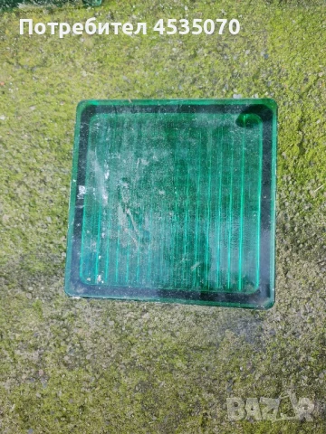 употребявани стъклени плочки, снимка 1