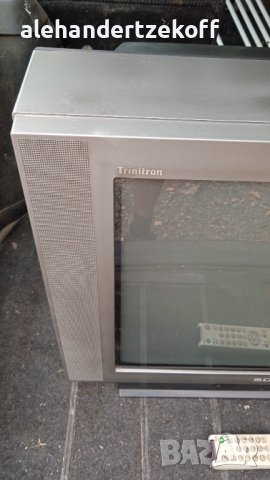 Телевизор Sony Trinitron диагонал 61 см, снимка 2 - Телевизори - 42303302