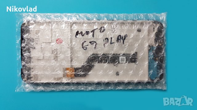 Дисплей с рамка Motorola Moto G9 Play, снимка 3 - Резервни части за телефони - 38257696