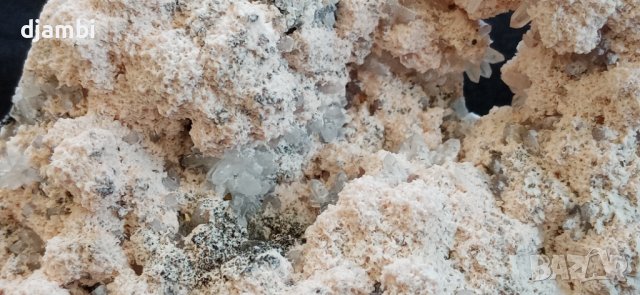 №78, Родохрозит, Родохрозит с кварц, халкопирит и сфалерит,, снимка 5 - Декорация за дома - 40377775