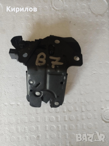 Брава на задна врата за АУДИ A4 B7 Avant, снимка 3 - Части - 51597225