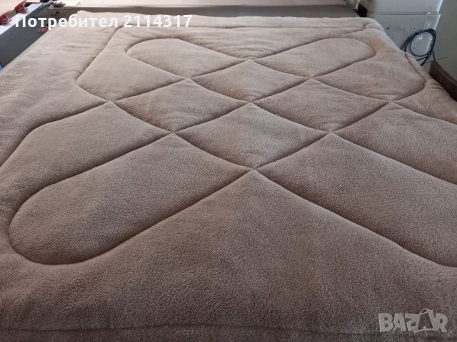 Зимна Пухена Олекотена завивка с две лица 