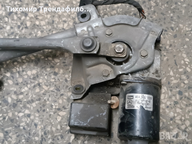 valeo 404388 , 404 388 , A1688200242 , A 168 820 02 42 моторче и механизъм чистачки мерцедес А клас, снимка 3 - Части - 53220932
