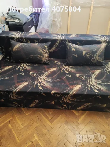 Разтегателен диван Гери