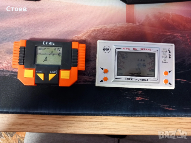 Продавам 2 ретро игри работещи "Ну Погоди" и Тенис на корт"