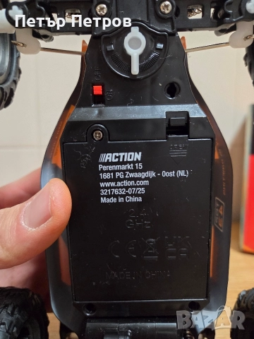 Чисто нова Кола с радиоуправление Yifeng - Rock Conquer Radio/C, оранжева, 1:18 , снимка 4 - Коли, камиони, мотори, писти - 52964983