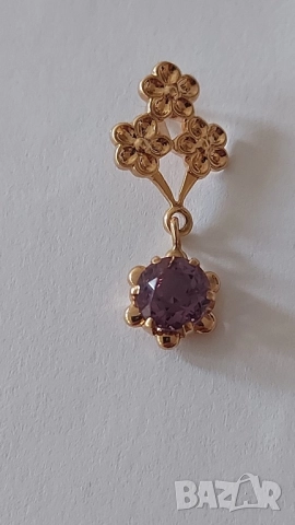 Златна руска висулка