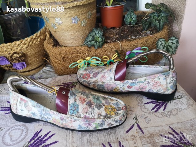 Обувки с флорални мотиви , снимка 8 - Дамски ежедневни обувки - 40333565