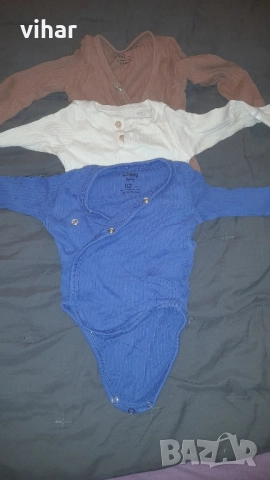 дрешки за новородено от 0 до 3 месеца, снимка 15 - Бодита за бебе - 52432979