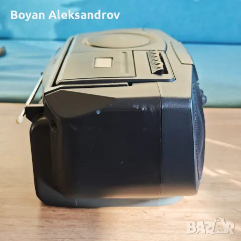CD Радиокасетофон Sony CFD-910, снимка 4 - Радиокасетофони, транзистори - 56171837