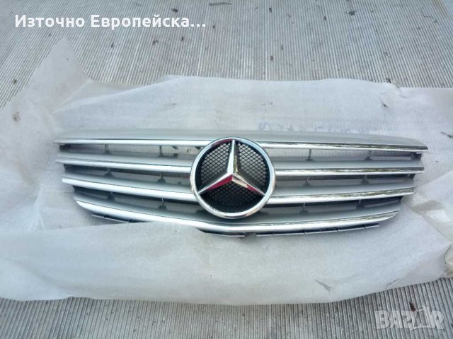 Оригинална предна решетка за Mercedes Bklasse W245, снимка 1 - Аксесоари и консумативи - 30597935