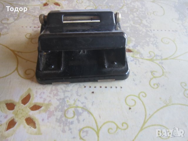 Немски метален перфоратар , снимка 7 - Колекции - 29800253