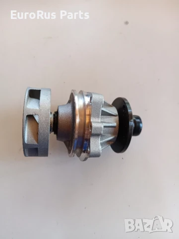 Водна помпа БМВ Е36 Е46, снимка 2 - Части - 51364889