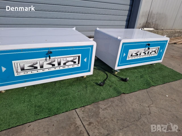 Метални шкафчета с ключета