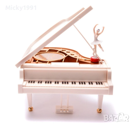 Музикална кутия пиано роял с балерина 