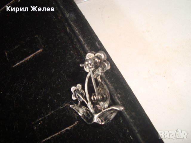КРАСИВА ПОСРЕБРЕНА РЕТРО ФЛОРАЛНА БРОШКА - ЦВЕТЕ със САПФИР КРИСТАЛИ ВИНТИДЖ СТИЛ 19393, снимка 4 - Други - 32170379