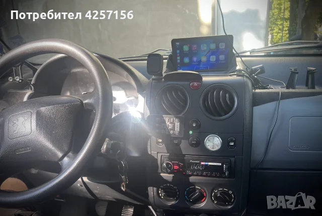 Продава се Пежо Партнер 2.0 hdi 90 к.с.Места 6+1,с работещ климатик.Нормални забележки за годините с, снимка 7 - Автомобили и джипове - 55706581