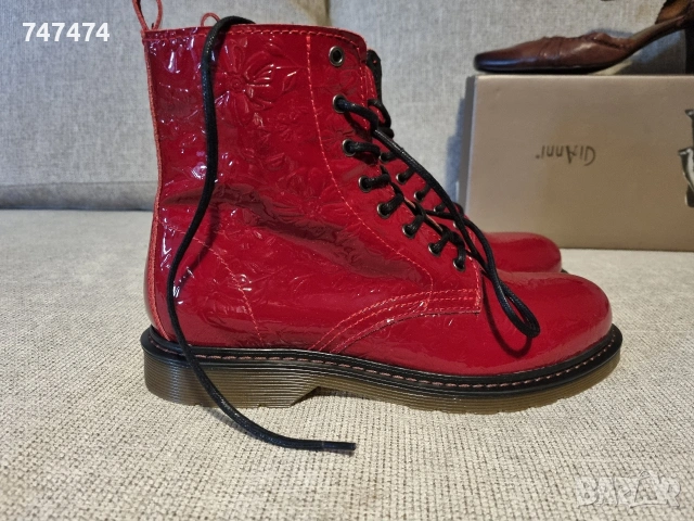 Естествен лак, 41 номер, нови (топла подплата), снимка 2 - Дамски боти - 53017920