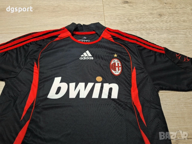 Футболна фланелка на Милан #Роналдо Феномена #99#ретро модел сезон 2007/2007!, снимка 4 - Футбол - 52201561