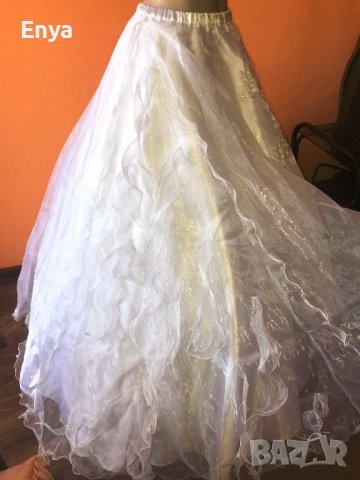 Булчинска рокля №4 - НОВА ! С воал, чанта, ръкавици и венче, снимка 8 - Сватбени рокли - 37367511