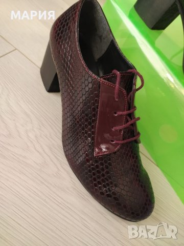 Обувки , снимка 3 - Дамски обувки на ток - 38085819