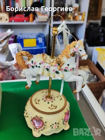 Нова музикална въртележка с кон полирезин, снимка 3 - Статуетки - 49808037