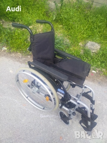 Сгъваема инвалидна рингова количка със степенки Марка: BREEZY Ширина на седалката 37см Дълбочина 40с, снимка 2 - Инвалидни колички - 54098179