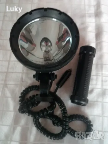 Продавам халогенен фар за аварийни ситуации на пътя.Включва се в запалката.Свети много силно., снимка 6 - Аксесоари и консумативи - 36988099