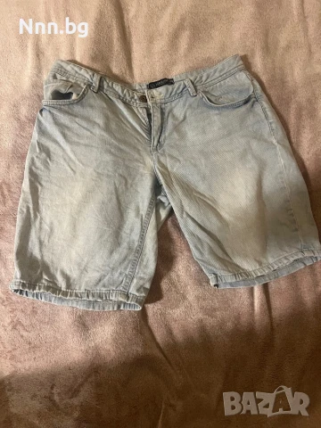 Шорти, снимка 2 - Къси панталони и бермуди - 51417983