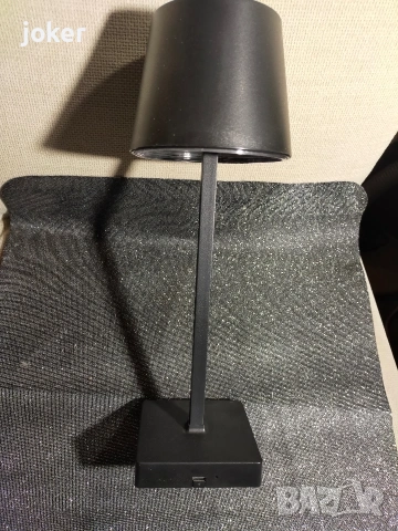 сензорна led настолна лампа, снимка 2 - Други стоки за дома - 54117844