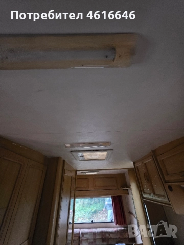 каравана swift 2004, снимка 9 - Каравани и кемпери - 52193793